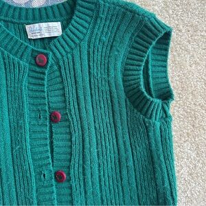 Vintage Green Sleeveless Cardigan with Red Scottie Dog Buttons